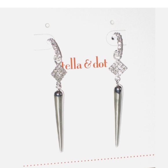 Stella & Dot Bianca Earrings in Silver - Picture 1 of 3
